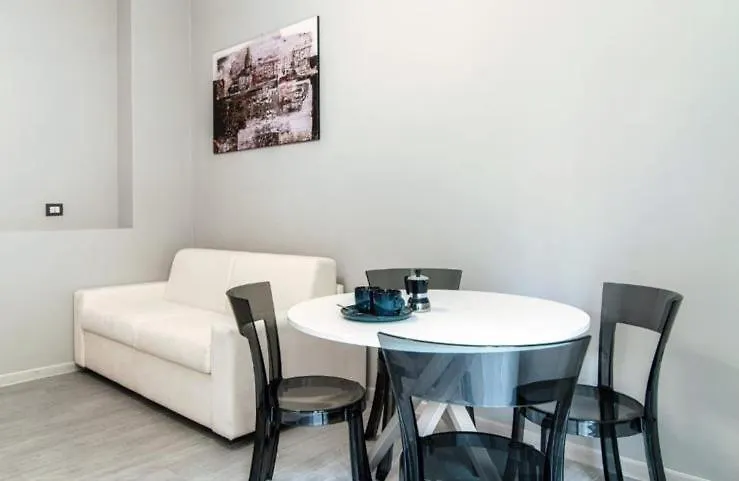 Relax House 7Min In Bus Dal Lago Como